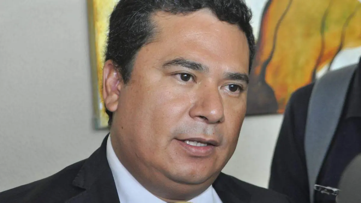 20 REPUDIAN NOMBRAMIENTO DE TORRES CHARLES REYES FLORES